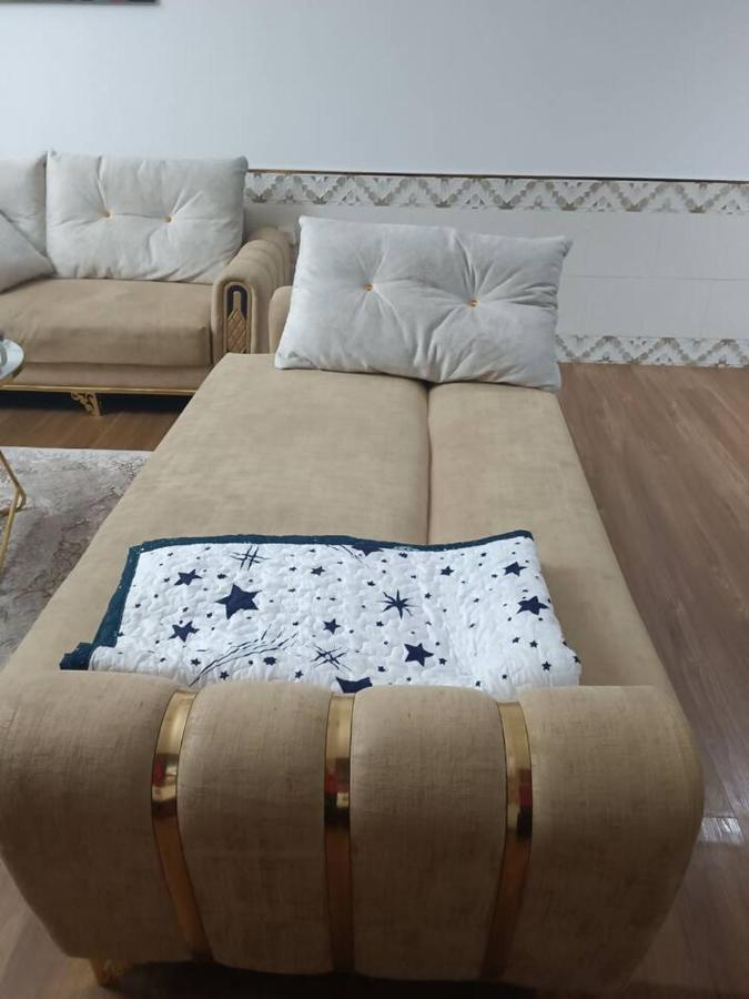 شقة كبيرة وفخمة Large And Luxury Two Bedroom Ajman Exterior photo